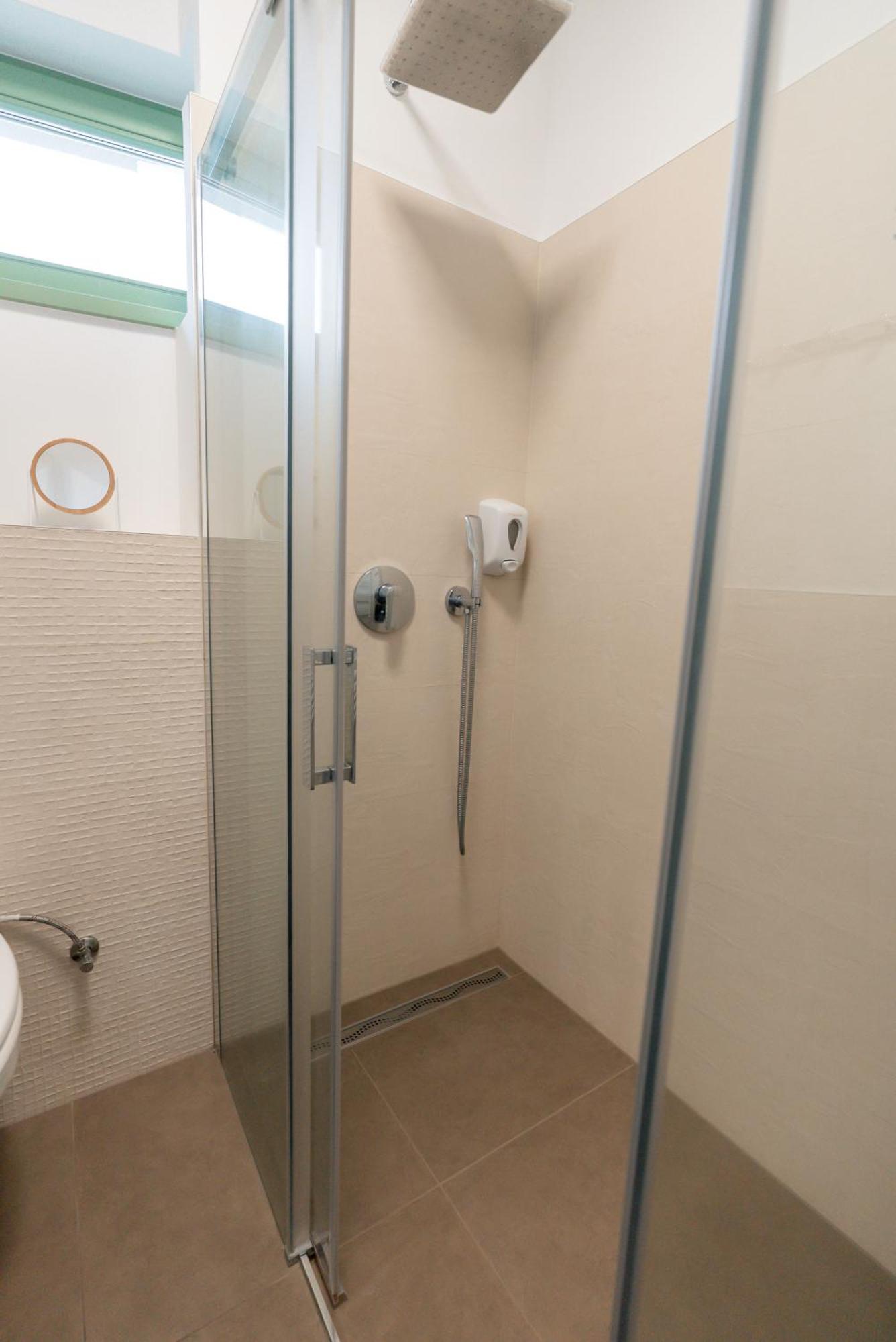 Jokai Apartman Dunafoldvar ภายนอก รูปภาพ