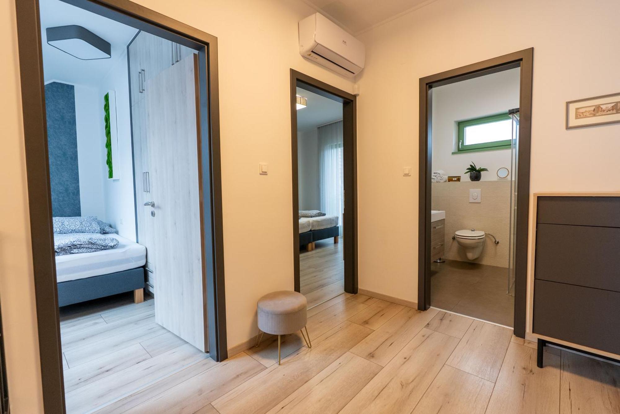 Jokai Apartman Dunafoldvar ภายนอก รูปภาพ