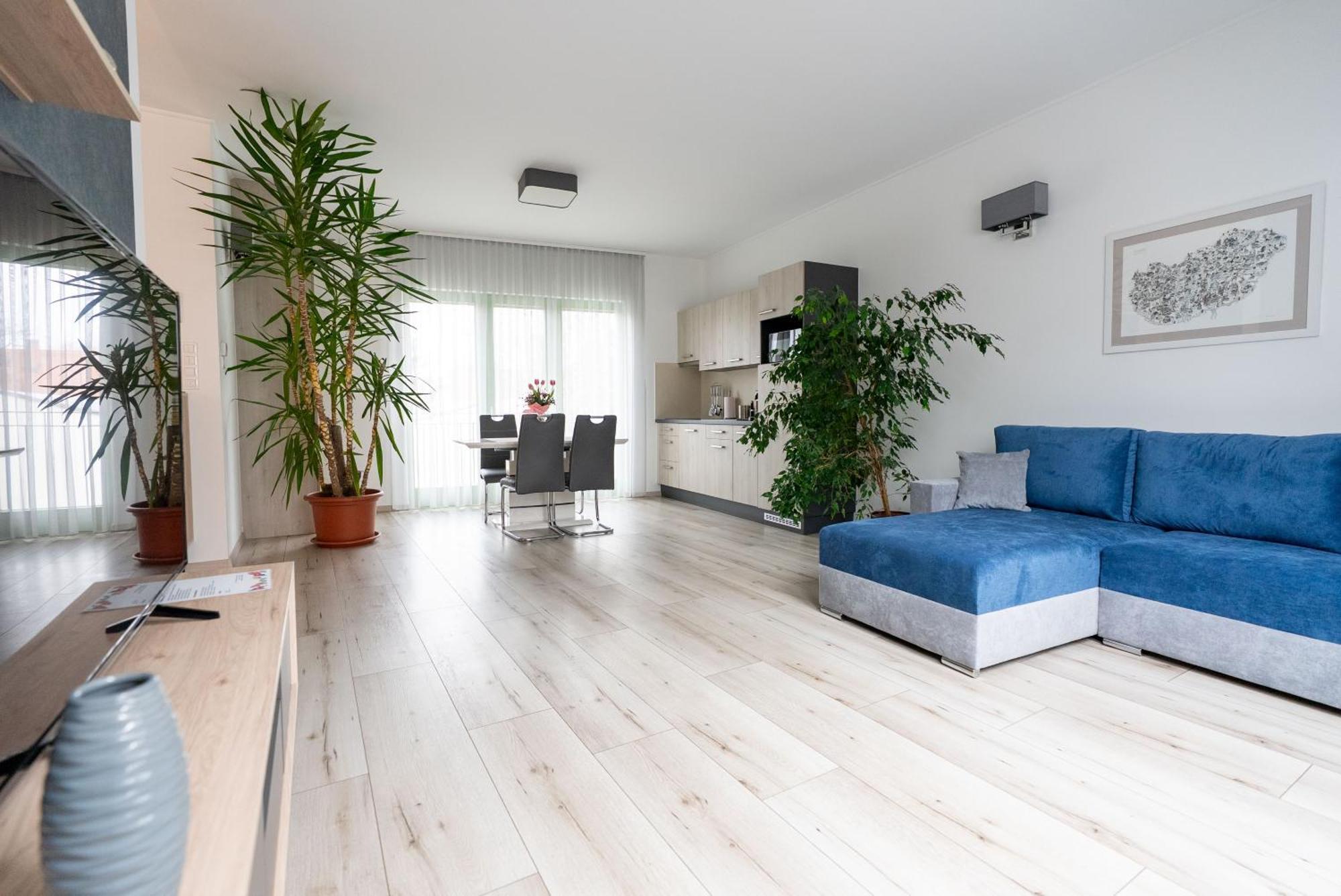 Jokai Apartman Dunafoldvar ภายนอก รูปภาพ